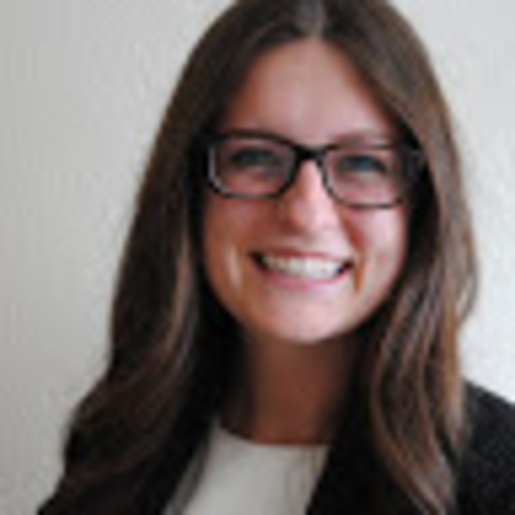 Meet your Posher, Liz - Picture 1 of 1